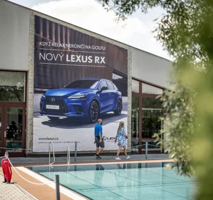 Velkoformátová reklama Lexus RX