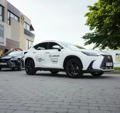 Vozy Lexus připravené pro shuttle service