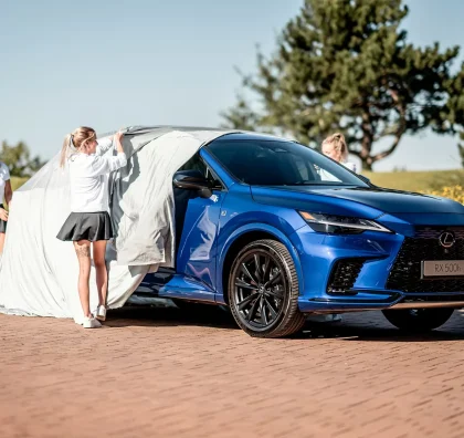Lexus NX na venkovní prezentaci