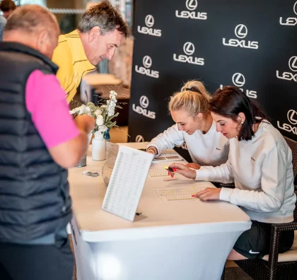 Registrace účastníků na akci Lexus